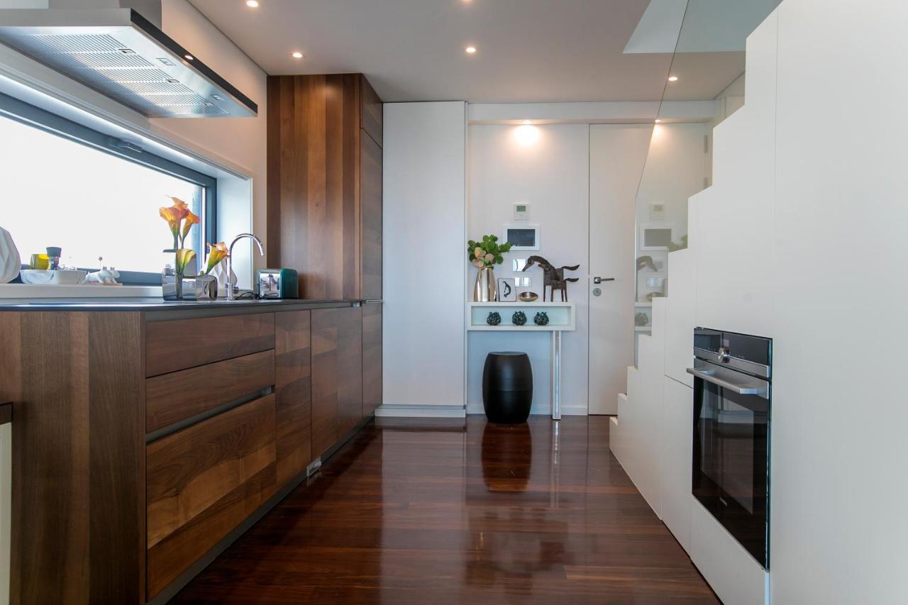 Lovelystay - Luxury 2Br Duplex Apartment In Foz Порто Екстериор снимка