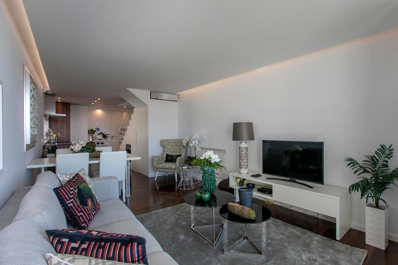 Lovelystay - Luxury 2Br Duplex Apartment In Foz Порто Екстериор снимка